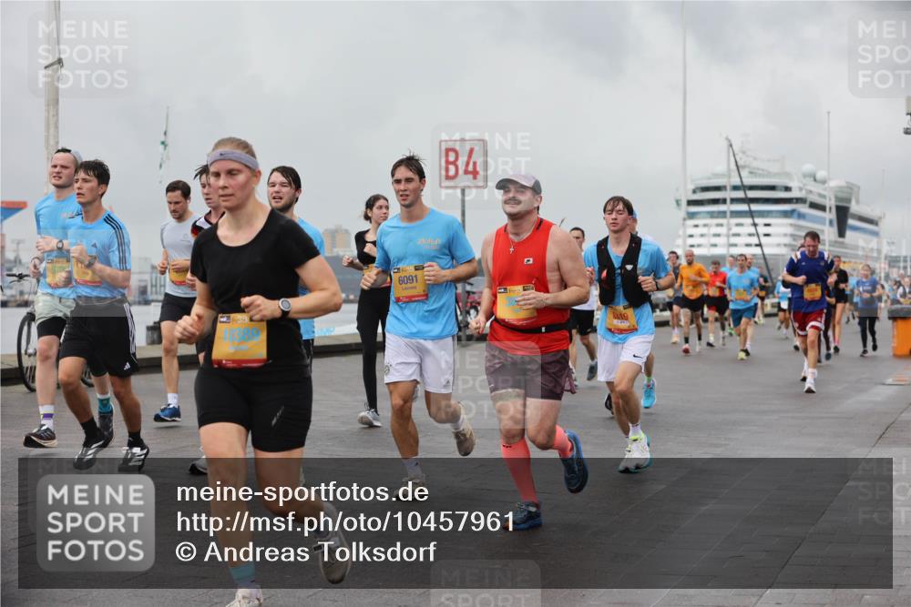 13.09.2026 - Kiel Lauf Andreas Tolksdorf http://msf.ph/oto/10457961 13.09.2026 11:59:13 Kiellinie 6091, 4, 8119 meine-sportfotos.de