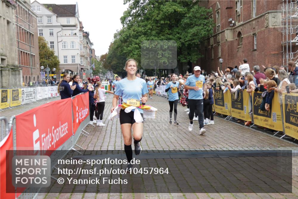 13.09.2026 - Kiel Lauf Yannick Fuchs http://msf.ph/oto/10457964 13.09.2026 09:50:22 Ziel 1366, 3698, 4229, 5184, 5254, 5535, 5596, 8023, 8042, 9109, 9549, 9683, 9793, 10548, 639, 951, 1033, 1796, 3042, 3571, 3602, 3914, 4856, 5619, 5791, 6359, 6658, 6706, 6707, 7142, 7606, 7864, 7884, 7937, 8584, 8585, 8589, 8790, 8890, 9122, 9683, 9780, 10074, 10105, 10108, 10178, 10487, 10491, 10548, 10565, 10653, 10990, 11565, 11814, 12047, 12462, 12749, 797, 1545, 2811, 2816, 3289, 3561, 3838, 4145, 5851, 7134, 7694, 8407, 8672, 9990, 2066, 3571, 4125, 6359, 6658 meine-sportfotos.de