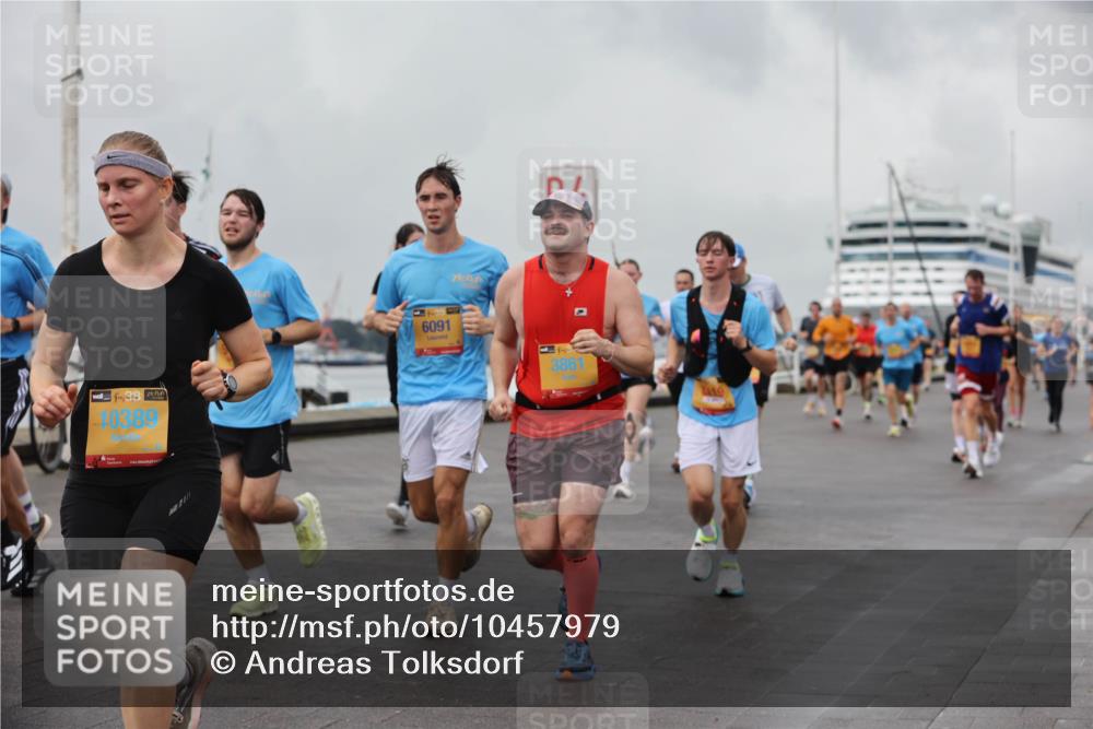 13.09.2026 - Kiel Lauf Andreas Tolksdorf http://msf.ph/oto/10457979 13.09.2026 11:59:14 Kiellinie 48, 10389, 6091, 3861 meine-sportfotos.de