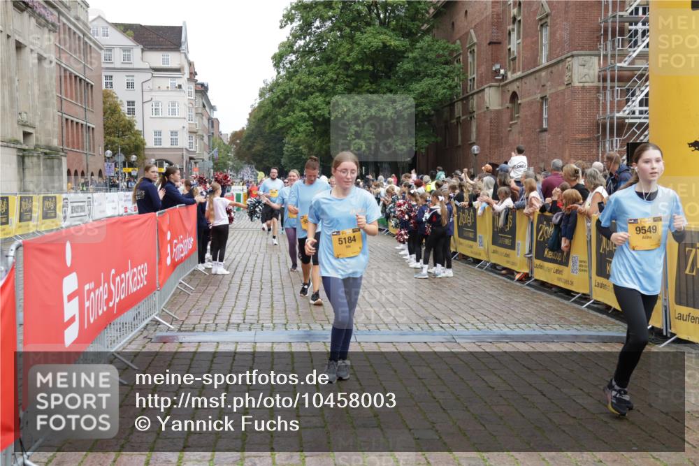 13.09.2026 - Kiel Lauf Yannick Fuchs http://msf.ph/oto/10458003 13.09.2026 09:50:25 Ziel 2811, 2816, 3561, 3698, 4229, 5184, 5254, 5535, 5596, 8023, 9109, 9549, 9793, 10302, 639, 951, 1033, 1366, 1796, 3042, 3602, 3914, 4856, 5535, 5619, 5791, 6359, 6706, 6707, 7142, 7864, 7937, 8042, 8584, 8585, 8589, 8790, 8890, 9122, 9683, 9780, 9793, 10074, 10105, 10108, 10178, 10487, 10491, 10548, 10653, 11565, 11814, 12047, 12462, 797, 1545, 3289, 3838, 4145, 4389, 5851, 6455, 7134, 7694, 8407, 8672, 9990, 10155, 10333, 2066, 3571, 4125, 6359, 6658 meine-sportfotos.de