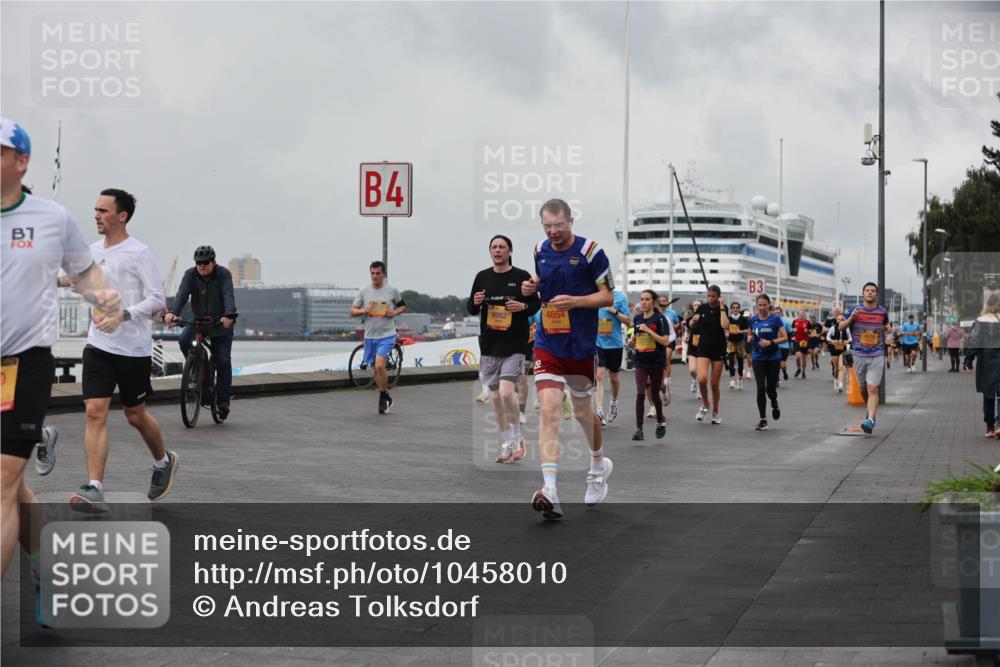 13.09.2026 - Kiel Lauf Andreas Tolksdorf http://msf.ph/oto/10458010 13.09.2026 11:59:17 Kiellinie 1, 4, 9982, 4654, 3 meine-sportfotos.de