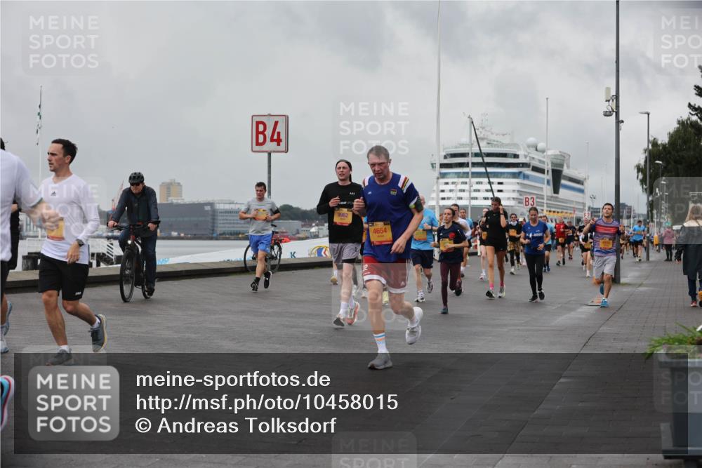 13.09.2026 - Kiel Lauf Andreas Tolksdorf http://msf.ph/oto/10458015 13.09.2026 11:59:17 Kiellinie 4 meine-sportfotos.de