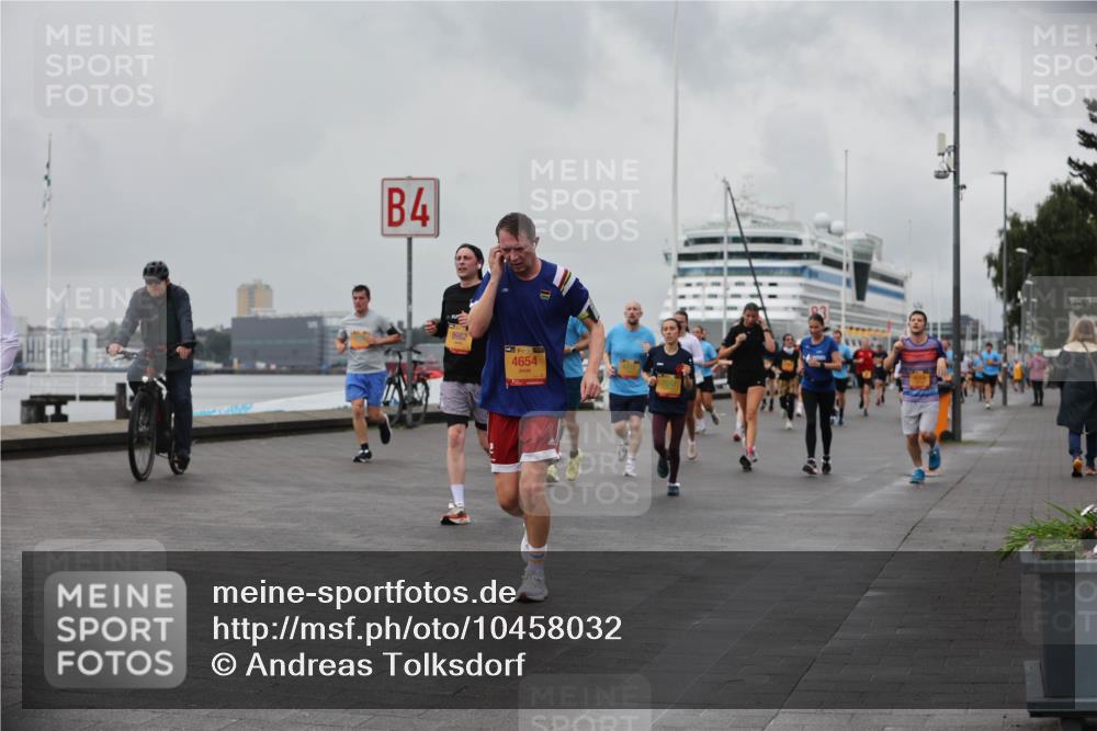 13.09.2026 - Kiel Lauf Andreas Tolksdorf http://msf.ph/oto/10458032 13.09.2026 11:59:17 Kiellinie 4, 9982, 4654 meine-sportfotos.de
