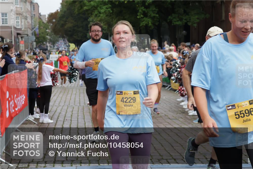 13.09.2026 - Kiel Lauf Yannick Fuchs http://msf.ph/oto/10458054 13.09.2026 09:50:29 Ziel 1545, 2811, 2816, 3289, 3561, 3698, 4229, 5184, 5254, 5596, 6592, 7585, 8023, 9109, 9549, 10302, 12319, 12705, 639, 951, 1033, 1366, 1796, 3042, 3602, 3914, 4856, 5535, 5619, 5791, 7142, 7864, 8023, 8042, 8584, 8585, 8589, 8790, 8890, 9122, 9683, 9780, 9793, 10074, 10108, 10178, 10487, 10491, 10548, 10653, 11565, 11814, 12462, 797, 3838, 4145, 4389, 5851, 6455, 7134, 7694, 8405, 8407, 8672, 9550, 9990, 10155, 10333, 11652, 3571, 6359, 6658 meine-sportfotos.de
