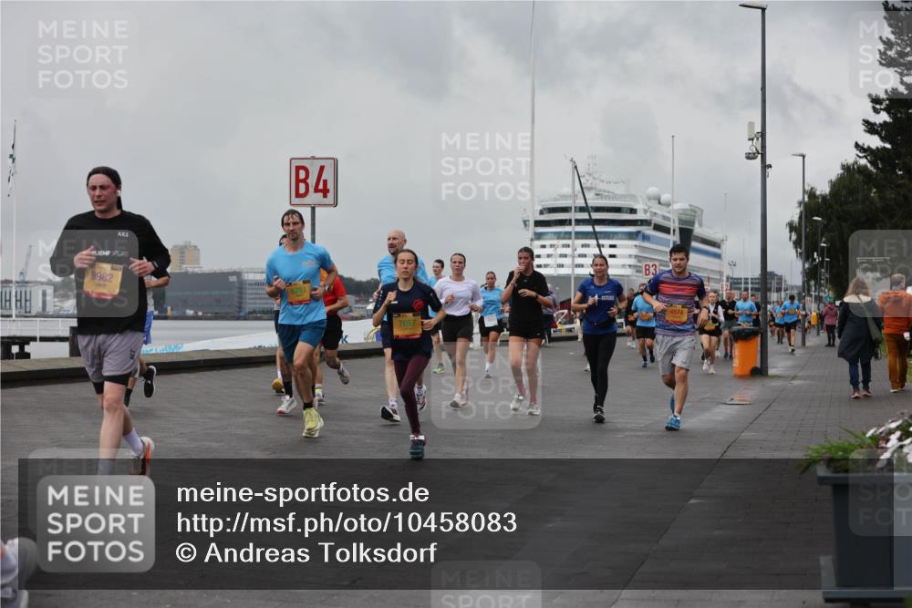 13.09.2026 - Kiel Lauf Andreas Tolksdorf http://msf.ph/oto/10458083 13.09.2026 11:59:19 Kiellinie 9982, 4, 6281, 7057, 3, 4574 meine-sportfotos.de