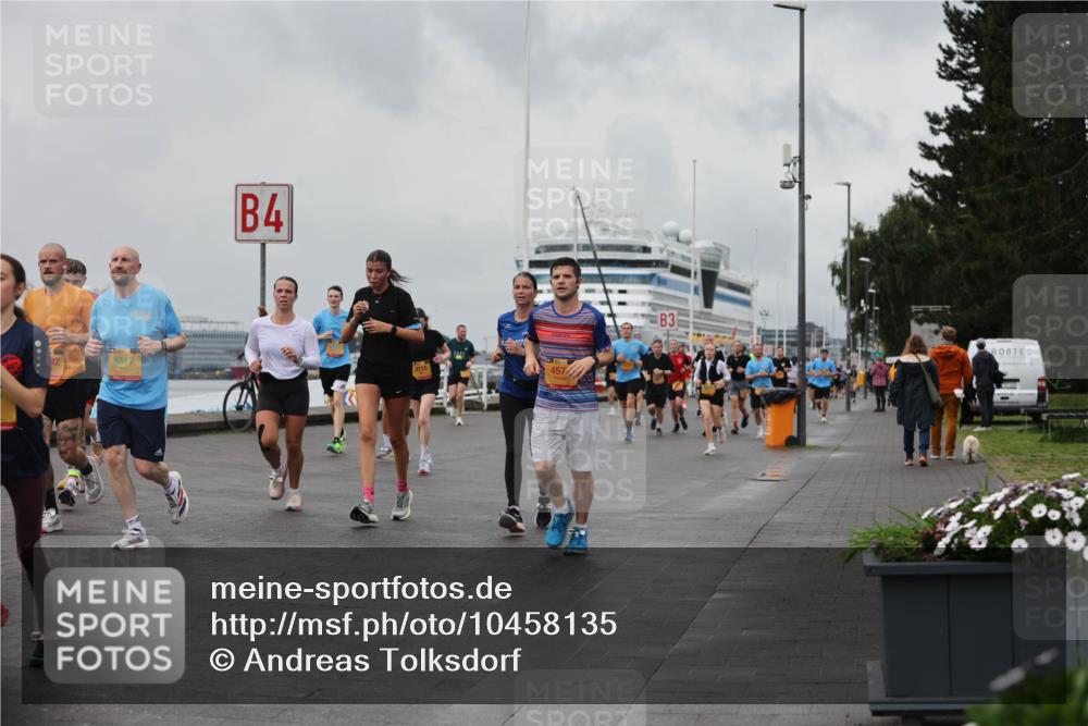 13.09.2026 - Kiel Lauf Andreas Tolksdorf http://msf.ph/oto/10458135 13.09.2026 11:59:21 Kiellinie 92, 6317, 4, 8715, 457, 3 meine-sportfotos.de