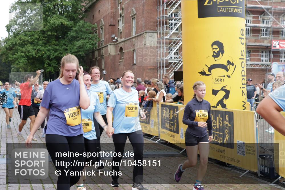 13.09.2026 - Kiel Lauf Yannick Fuchs http://msf.ph/oto/10458151 13.09.2026 09:50:36 Ziel 797, 1545, 2811, 2816, 3289, 3561, 3698, 3838, 4145, 5851, 6592, 7134, 7585, 7662, 7694, 8407, 8672, 9109, 9990, 10302, 10865, 12319, 12705, 639, 951, 1366, 1796, 3042, 3602, 4229, 4856, 5184, 5254, 5535, 5596, 5619, 7142, 7864, 8023, 8042, 8584, 8585, 8589, 8790, 8890, 9109, 9549, 9683, 9780, 9793, 10074, 10108, 10487, 10491, 10548, 10653, 11565, 11814, 763, 1373, 1949, 4389, 5235, 6138, 6336, 6455, 6647, 6829, 6893, 7449, 8405, 9550, 9551, 10155, 10333, 11141, 11652 meine-sportfotos.de