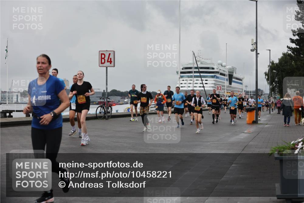 13.09.2026 - Kiel Lauf Andreas Tolksdorf http://msf.ph/oto/10458221 13.09.2026 11:59:24 Kiellinie 8715, 4, 11000, 3 meine-sportfotos.de