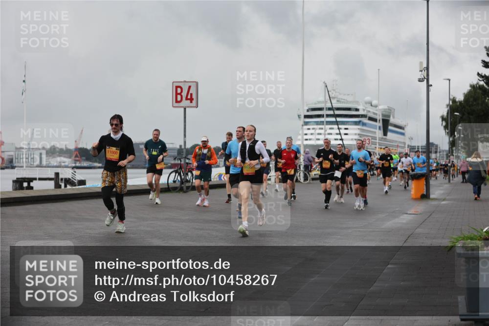 13.09.2026 - Kiel Lauf Andreas Tolksdorf http://msf.ph/oto/10458267 13.09.2026 11:59:26 Kiellinie 11000, 4, 3 meine-sportfotos.de