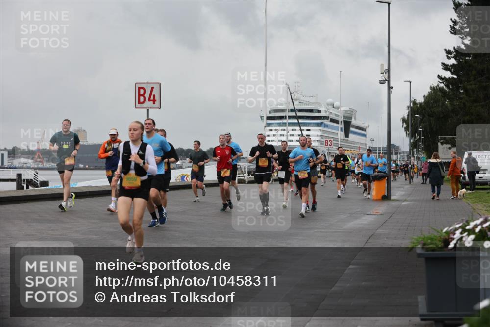 13.09.2026 - Kiel Lauf Andreas Tolksdorf http://msf.ph/oto/10458311 13.09.2026 11:59:28 Kiellinie 9659, 4, 10, 3 meine-sportfotos.de