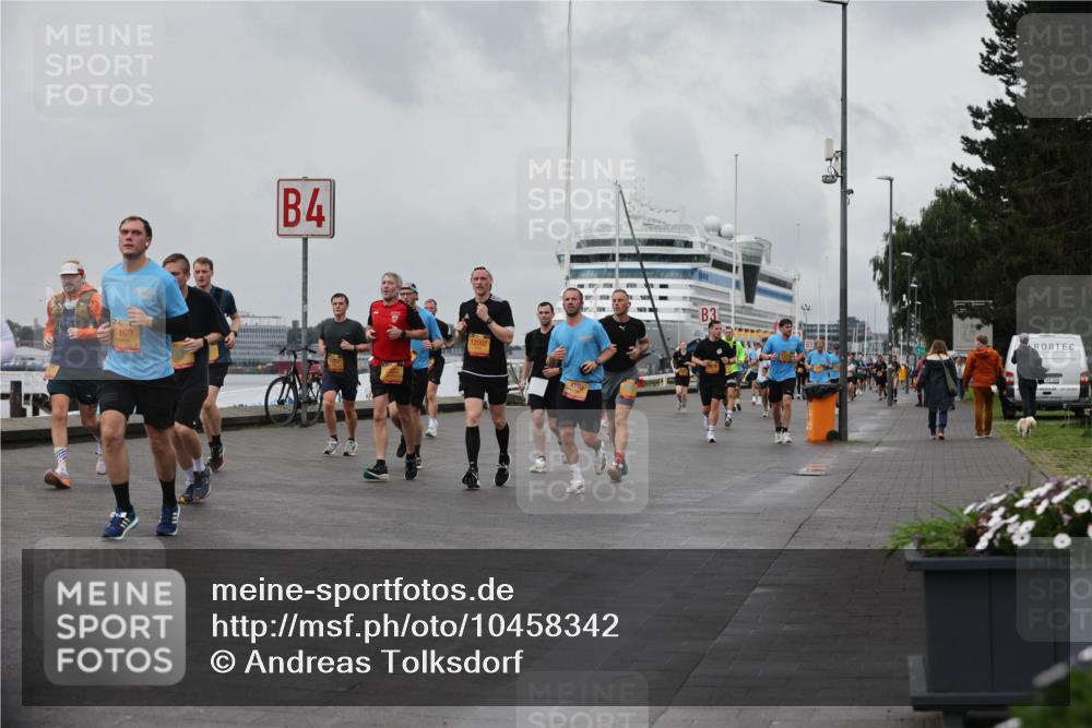 13.09.2026 - Kiel Lauf Andreas Tolksdorf http://msf.ph/oto/10458342 13.09.2026 11:59:29 Kiellinie 5109, 4, 12002, 3 meine-sportfotos.de