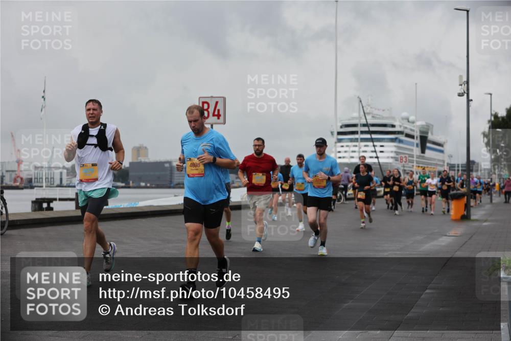 13.09.2026 - Kiel Lauf Andreas Tolksdorf http://msf.ph/oto/10458495 13.09.2026 11:59:43 Kiellinie 4698, 84 meine-sportfotos.de