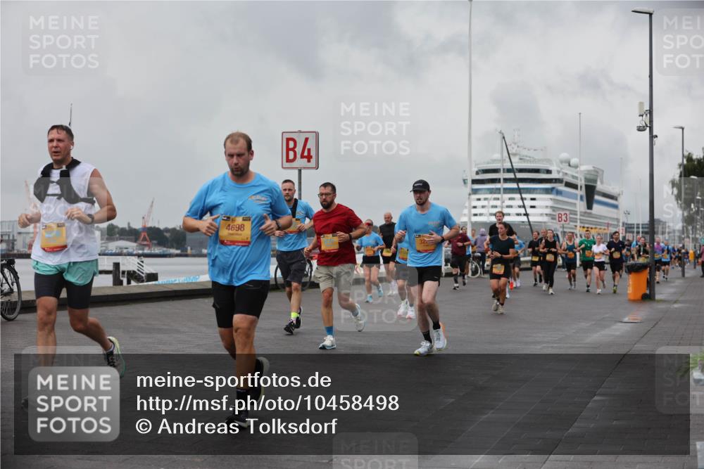 13.09.2026 - Kiel Lauf Andreas Tolksdorf http://msf.ph/oto/10458498 13.09.2026 11:59:43 Kiellinie 4698 meine-sportfotos.de