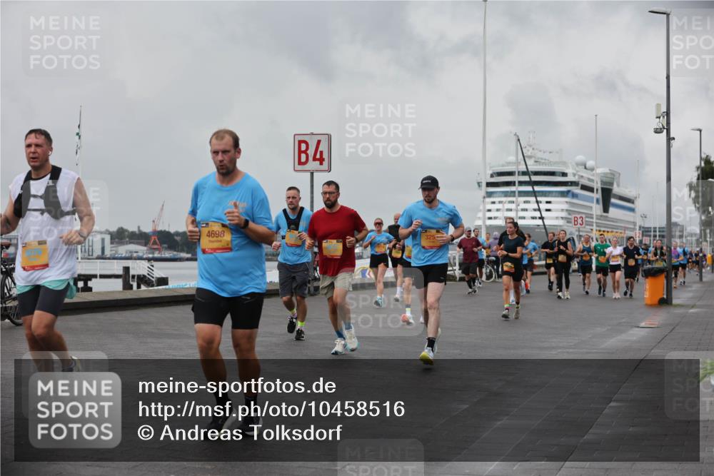 13.09.2026 - Kiel Lauf Andreas Tolksdorf http://msf.ph/oto/10458516 13.09.2026 11:59:43 Kiellinie 4698, 4, 325, 3 meine-sportfotos.de
