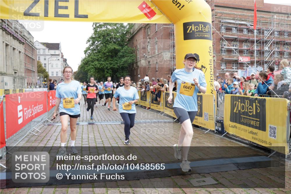 13.09.2026 - Kiel Lauf Yannick Fuchs http://msf.ph/oto/10458565 13.09.2026 09:50:56 Ziel 249, 468, 763, 764, 1373, 1949, 3723, 5235, 6115, 6118, 6138, 6336, 6647, 6794, 6829, 6893, 7449, 8405, 9550, 9551, 11141, 11652, 12103, 12727, 12834, 797, 1545, 2811, 2816, 3289, 3561, 3698, 3838, 4145, 4229, 4389, 5184, 5596, 5851, 6455, 6592, 7134, 7585, 7662, 7694, 8405, 8407, 8672, 9109, 9549, 9550, 9990, 10155, 10302, 10333, 10865, 12319, 12705, 232, 1776, 2056, 2466, 2777, 4217, 5445, 6009, 6923, 7528, 10626, 11047, 1366, 5184, 5254, 5535, 8023 meine-sportfotos.de