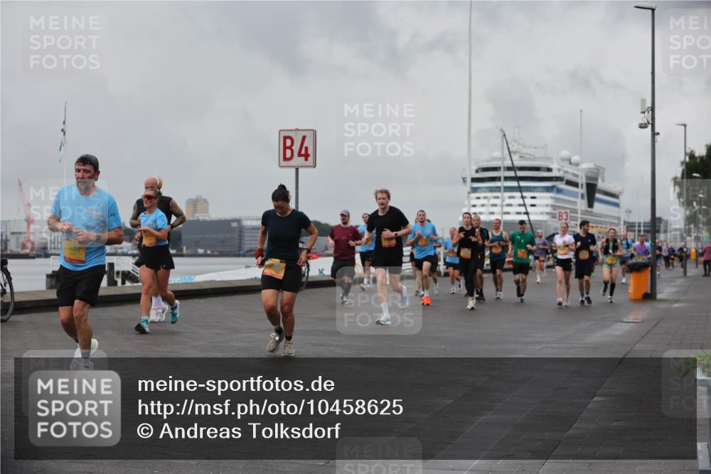 13.09.2026 - Kiel Lauf Andreas Tolksdorf http://msf.ph/oto/10458625 13.09.2026 11:59:47 Kiellinie 1539, 4, 3 meine-sportfotos.de
