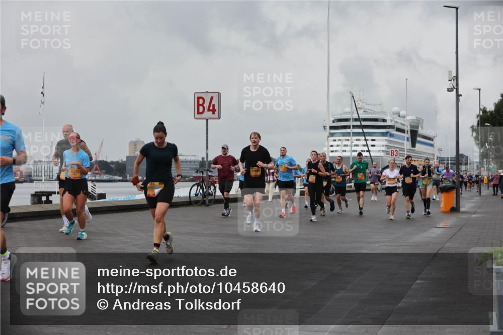 13.09.2026 - Kiel Lauf Andreas Tolksdorf http://msf.ph/oto/10458640 13.09.2026 11:59:48 Kiellinie 5514, 4, 11649, 3 meine-sportfotos.de