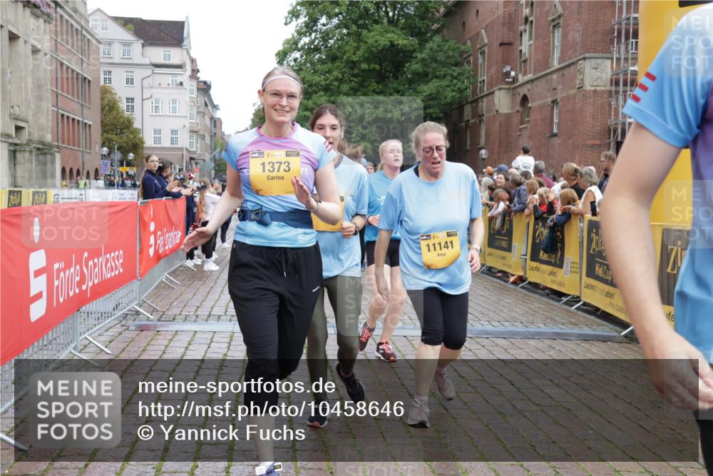 13.09.2026 - Kiel Lauf Yannick Fuchs http://msf.ph/oto/10458646 13.09.2026 09:51:00 Ziel 249, 468, 763, 764, 1373, 1776, 1949, 2056, 3723, 5235, 6115, 6118, 6138, 6336, 6647, 6794, 6829, 6893, 7449, 7528, 9551, 11047, 11141, 12103, 12727, 12834, 797, 1545, 2811, 2816, 3289, 3561, 3698, 3838, 4145, 4229, 4389, 5851, 6455, 6592, 6893, 7134, 7585, 7662, 7694, 8405, 8407, 8672, 9109, 9550, 9990, 10155, 10302, 10333, 10865, 11652, 12319, 12705, 232, 940, 956, 2466, 2777, 4217, 5445, 6009, 6923, 10626, 2811, 2816, 4229, 5184, 5254, 8023 meine-sportfotos.de