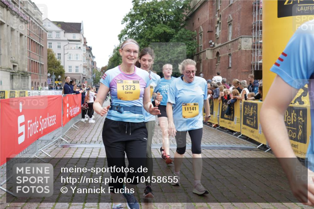 13.09.2026 - Kiel Lauf Yannick Fuchs http://msf.ph/oto/10458655 13.09.2026 09:51:00 Ziel 249, 468, 763, 764, 1373, 1776, 1949, 2056, 3723, 5235, 6115, 6118, 6138, 6336, 6647, 6794, 6829, 6893, 7449, 7528, 9551, 11047, 11141, 12103, 12727, 12834, 797, 1545, 2811, 2816, 3289, 3561, 3698, 3838, 4145, 4229, 4389, 5851, 6455, 6592, 6893, 7134, 7585, 7662, 7694, 8405, 8407, 8672, 9109, 9550, 9990, 10155, 10302, 10333, 10865, 11652, 12319, 12705, 232, 940, 956, 2466, 2777, 4217, 5445, 6009, 6923, 10626, 2811, 2816, 4229, 5184, 5254, 8023 meine-sportfotos.de