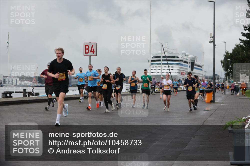 13.09.2026 - Kiel Lauf Andreas Tolksdorf http://msf.ph/oto/10458733 13.09.2026 11:59:50 Kiellinie 4 meine-sportfotos.de