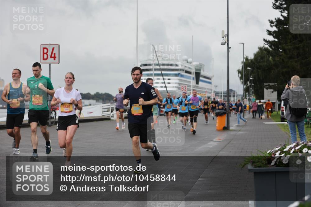 13.09.2026 - Kiel Lauf Andreas Tolksdorf http://msf.ph/oto/10458844 13.09.2026 11:59:54 Kiellinie 4, 9072, 3820, 3 meine-sportfotos.de