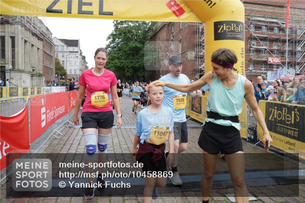 13.09.2026 - Kiel Lauf Yannick Fuchs http://msf.ph/oto/10458869 13.09.2026 09:51:08 Ziel 232, 249, 764, 1776, 2056, 2777, 3723, 4217, 5445, 6009, 6115, 6118, 6794, 6923, 7528, 10626, 11047, 12103, 12727, 12834, 468, 763, 797, 1373, 1949, 3838, 4145, 4389, 5235, 5851, 6138, 6336, 6455, 6592, 6647, 6829, 6893, 7134, 7449, 7585, 7662, 7694, 8405, 8407, 8672, 9550, 9551, 9990, 10155, 10333, 10865, 11141, 11652, 940, 956, 2466, 2483, 3089, 4615, 5731, 5913, 6363, 8150, 11143, 11552, 11852, 11997, 1545, 2811, 2816, 3289, 3561 meine-sportfotos.de