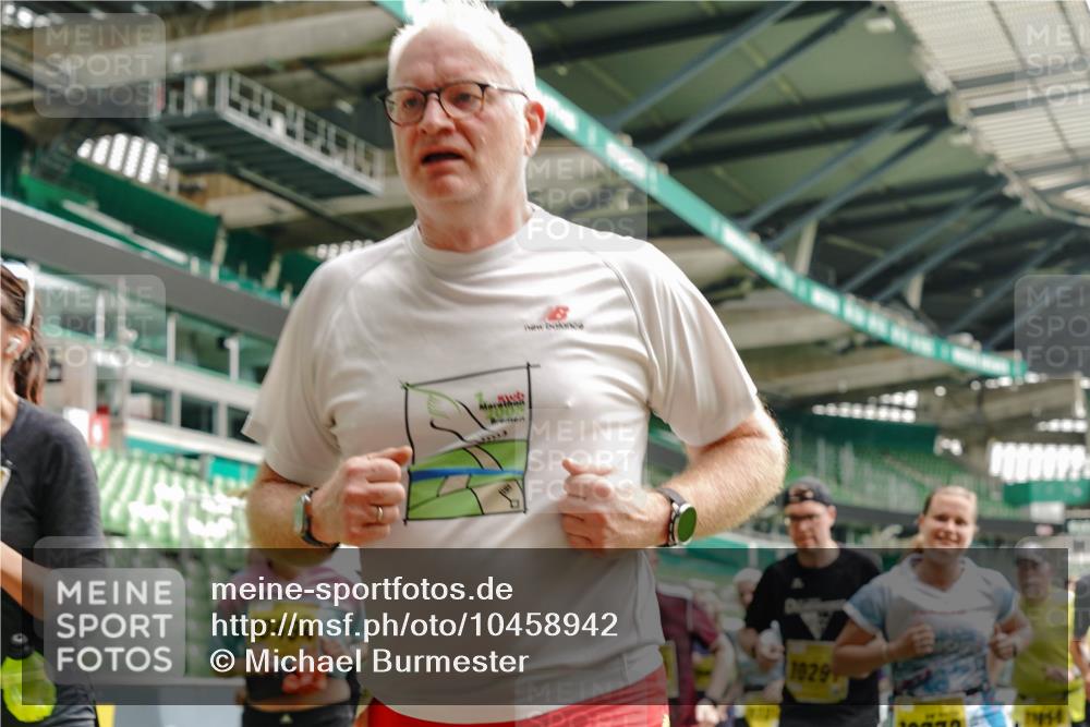 13.09.2026 - 21. swb-Marathon Bremen Michael Burmester http://msf.ph/oto/10458942 13.09.2026 10:33:53 Laufen im Stadion 10018, 10067, 10078, 10147, 10166, 10177, 10184, 10203, 10211, 10226, 10236, 10240, 10243, 10249, 10254, 10297, 10300, 10322, 10355, 10356, 10367, 10368, 10372, 10374, 10379, 10383, 10394, 10408, 10415, 10423, 10428, 10460, 10486, 10494, 10530, 10550, 10578, 10604, 10639, 10668, 10669, 10670, 10673, 10675, 10687, 10691, 10699, 10700, 10728, 10745, 10749, 10750, 10771, 10772, 10787, 10788, 10794, 10809, 10828, 10857, 10914, 11126, 11162, 11343, 11803, 11965 meine-sportfotos.de