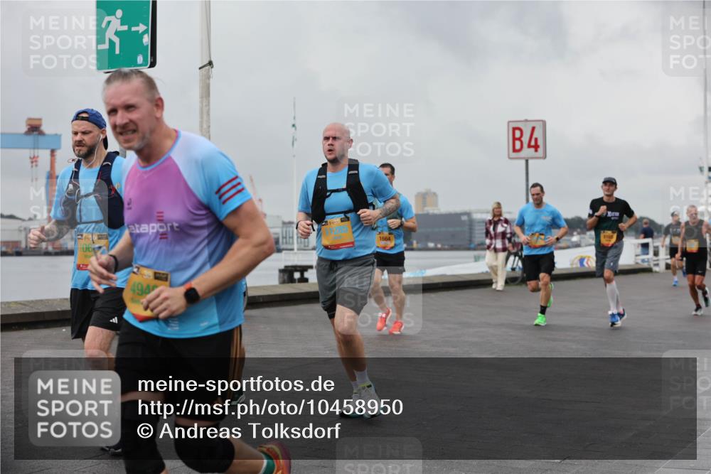 13.09.2026 - Kiel Lauf Andreas Tolksdorf http://msf.ph/oto/10458950 13.09.2026 12:00:03 Kiellinie 106, 494, 1664, 4, 8165 meine-sportfotos.de