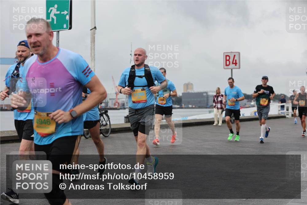 13.09.2026 - Kiel Lauf Andreas Tolksdorf http://msf.ph/oto/10458959 13.09.2026 12:00:03 Kiellinie 4946, 38, 285, 1664, 4, 8165 meine-sportfotos.de