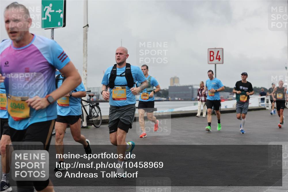 13.09.2026 - Kiel Lauf Andreas Tolksdorf http://msf.ph/oto/10458969 13.09.2026 12:00:03 Kiellinie 39, 061, 4946, 11285, 1664, 4, 8165 meine-sportfotos.de