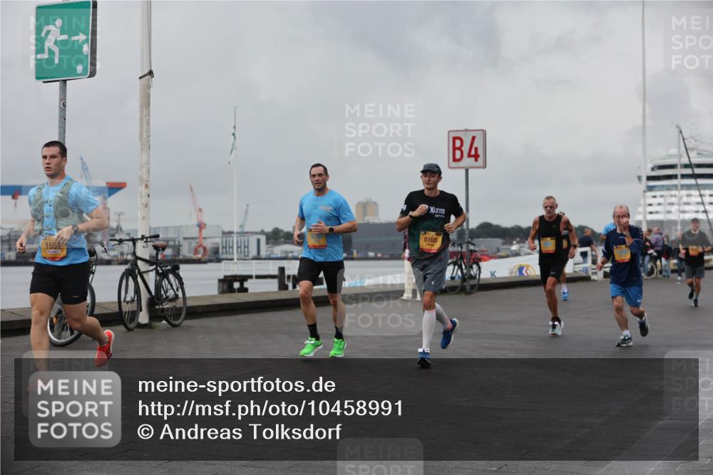 13.09.2026 - Kiel Lauf Andreas Tolksdorf http://msf.ph/oto/10458991 13.09.2026 12:00:05 Kiellinie 1664, 8165, 4 meine-sportfotos.de