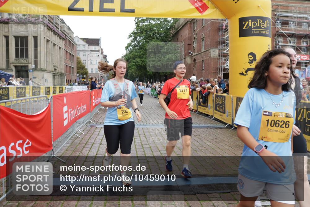 13.09.2026 - Kiel Lauf Yannick Fuchs http://msf.ph/oto/10459010 13.09.2026 09:51:13 Ziel 232, 940, 2056, 2466, 2777, 4217, 5445, 6009, 6923, 10626, 249, 468, 763, 764, 797, 1373, 1776, 1949, 2056, 3723, 3838, 4145, 4389, 5235, 6115, 6118, 6138, 6336, 6455, 6647, 6794, 6829, 6893, 7134, 7449, 7528, 7694, 8405, 8672, 9550, 9551, 9990, 10155, 10333, 11047, 11141, 11652, 12103, 12727, 12834, 840, 956, 2483, 3089, 3674, 4615, 4822, 4907, 5731, 5913, 6057, 6363, 6648, 8150, 11143, 11233, 11494, 11552, 11852, 11997, 797, 1545, 3289, 3838, 4145, 7134, 7694 meine-sportfotos.de