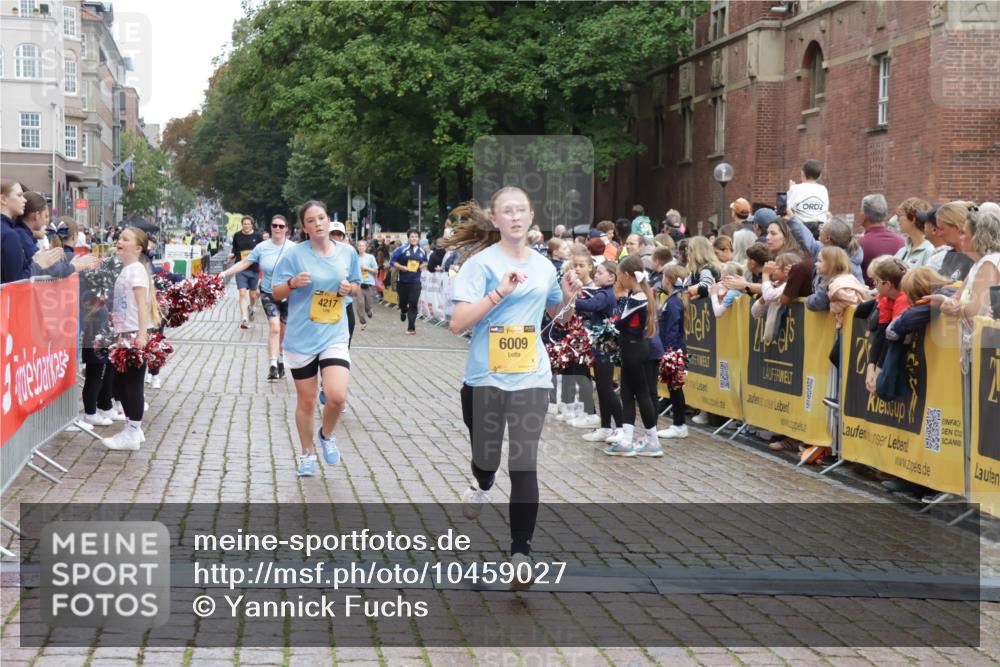 13.09.2026 - Kiel Lauf Yannick Fuchs http://msf.ph/oto/10459027 13.09.2026 09:51:15 Ziel 232, 940, 956, 2466, 2777, 4217, 5445, 6009, 6923, 10626, 249, 468, 763, 764, 797, 1373, 1776, 1949, 2056, 3723, 4389, 5235, 6115, 6118, 6138, 6336, 6455, 6647, 6794, 6829, 6893, 7134, 7449, 7528, 7694, 8405, 8672, 9550, 9551, 9990, 10155, 10333, 11047, 11141, 11652, 12103, 12727, 12834, 714, 840, 2483, 3089, 3674, 4615, 4822, 4907, 5731, 5913, 6057, 6363, 6648, 8097, 8150, 11143, 11233, 11494, 11552, 11852, 11997, 12107, 797, 3838, 4145, 6455, 7134, 7694 meine-sportfotos.de
