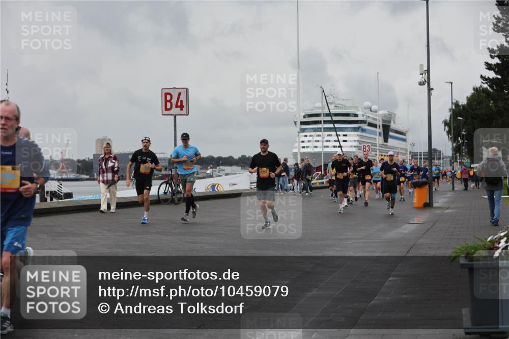 13.09.2026 - Kiel Lauf Andreas Tolksdorf http://msf.ph/oto/10459079 13.09.2026 12:00:08 Kiellinie  meine-sportfotos.de