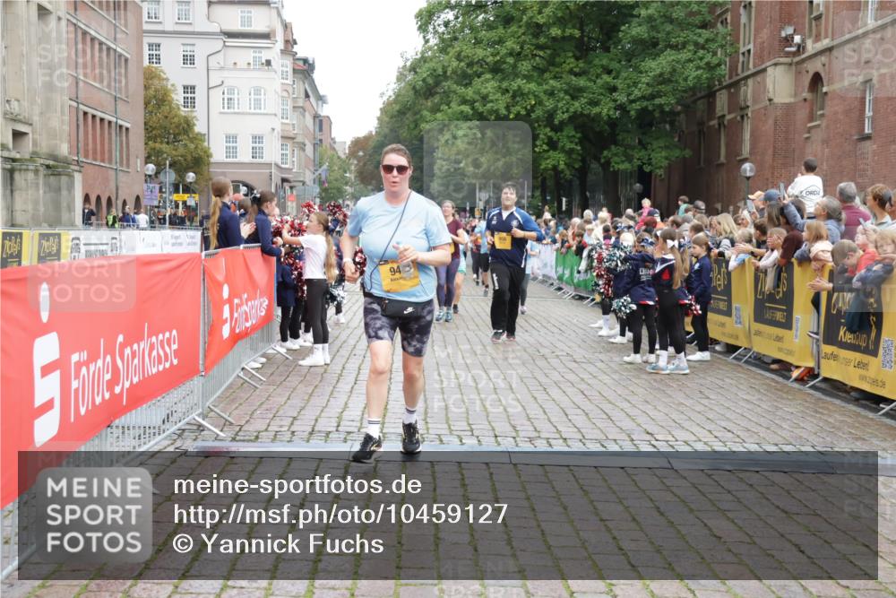 13.09.2026 - Kiel Lauf Yannick Fuchs http://msf.ph/oto/10459127 13.09.2026 09:51:20 Ziel 940, 956, 2466, 3089, 4217, 5731, 5913, 6009, 6363, 11143, 11852, 11997, 232, 249, 468, 763, 764, 1373, 1776, 1949, 2056, 2777, 3723, 5235, 5445, 6115, 6118, 6138, 6336, 6647, 6794, 6829, 6893, 6923, 7449, 7528, 8405, 9550, 9551, 10626, 11047, 11141, 11652, 12103, 12727, 12834, 714, 840, 2483, 3674, 4615, 4822, 4907, 5595, 6057, 6648, 7622, 8097, 8150, 11233, 11494, 11552, 12107, 797, 3838, 4145, 4389, 6455, 7134, 7694, 8405, 11652 meine-sportfotos.de
