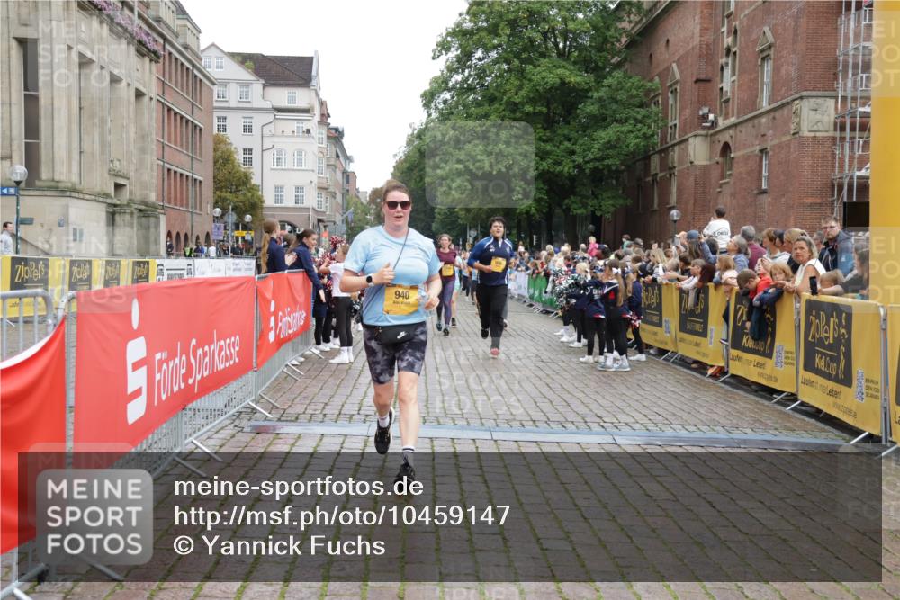 13.09.2026 - Kiel Lauf Yannick Fuchs http://msf.ph/oto/10459147 13.09.2026 09:51:21 Ziel 940, 956, 2466, 2483, 3089, 4217, 5731, 5913, 6009, 6363, 8150, 11143, 11852, 11997, 232, 249, 468, 763, 764, 1373, 1776, 1949, 2056, 2777, 3723, 5235, 5445, 6115, 6118, 6138, 6336, 6647, 6794, 6829, 6893, 6923, 7449, 7528, 8405, 9550, 9551, 10626, 11047, 11141, 11652, 12103, 12727, 12834, 714, 840, 3674, 4615, 4822, 4907, 5595, 6057, 6648, 7622, 8097, 11173, 11233, 11494, 11552, 12107, 797, 3838, 4389, 6455, 7134, 7694, 8405, 11652 meine-sportfotos.de