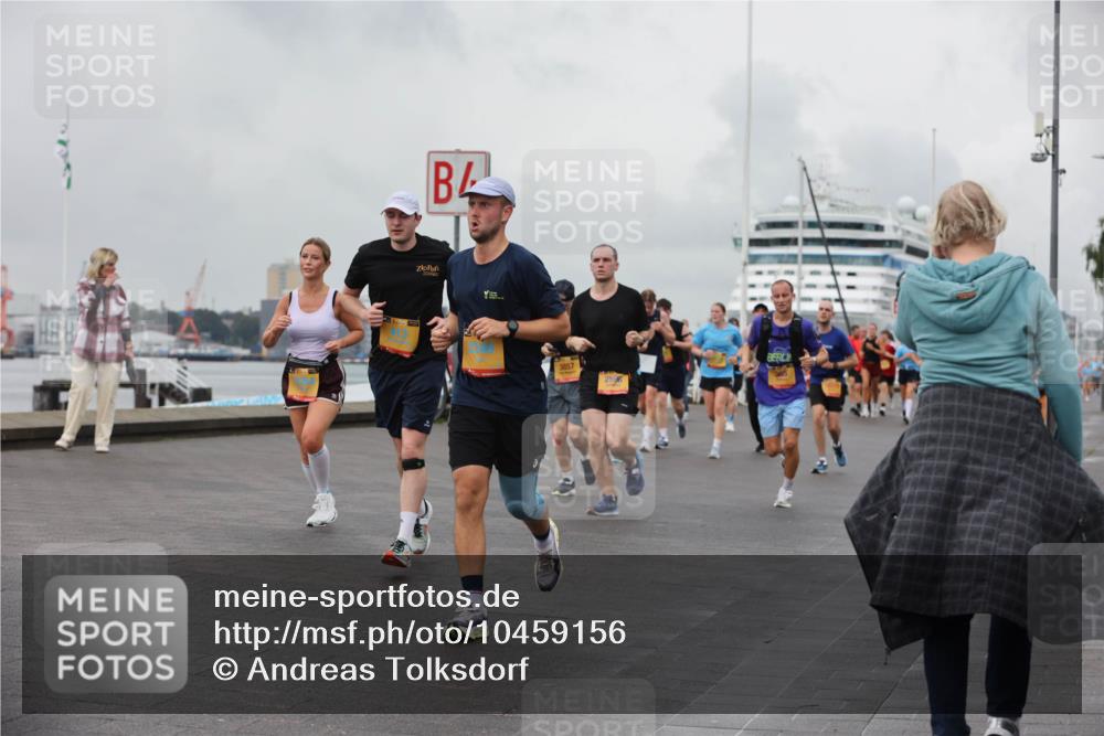 13.09.2026 - Kiel Lauf Andreas Tolksdorf http://msf.ph/oto/10459156 13.09.2026 12:00:15 Kiellinie 3857 meine-sportfotos.de