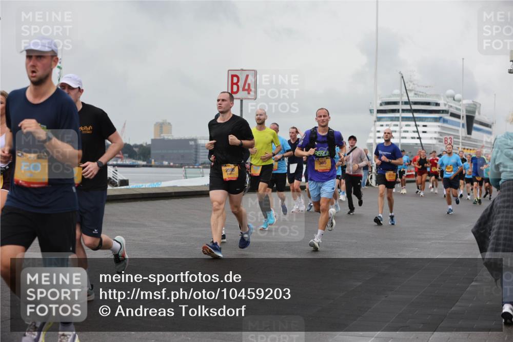 13.09.2026 - Kiel Lauf Andreas Tolksdorf http://msf.ph/oto/10459203 13.09.2026 12:00:17 Kiellinie 4, 2596, 355, 10219 meine-sportfotos.de