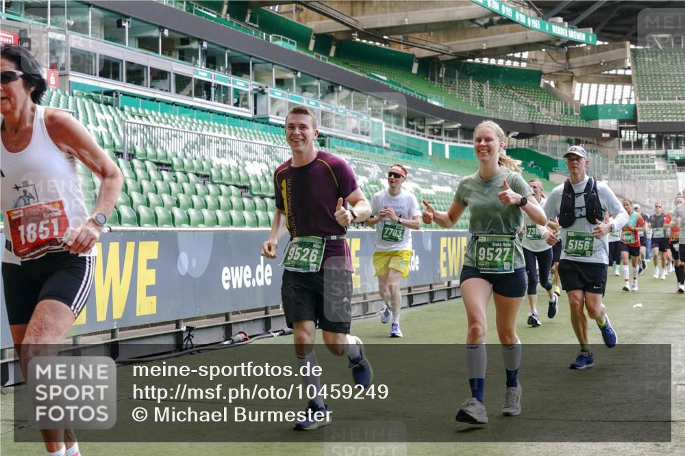 13.09.2026 - 21. swb-Marathon Bremen Michael Burmester http://msf.ph/oto/10459249 13.09.2026 13:11:56 Laufen im Stadion 118, 265, 373, 514, 581, 703, 843, 984, 1113, 1226, 1286, 1334, 1435, 1738, 1849, 1851, 1936, 1952, 1967, 2005, 2248, 2281, 2299, 2330, 2333, 2336, 2342, 2353, 2375, 2377, 2398, 2426, 2432, 2443, 2505, 2531, 2589, 2654, 2659, 2669, 2673, 2765, 2784, 2804, 2815, 2819, 2822, 2836, 2850, 2895, 2907, 2963, 2966, 2975, 2976, 3026, 3027, 3079, 3082, 3143, 3155, 3159, 3174, 3207, 3208, 3308, 3328, 3349, 3352, 3370, 3409, 3434, 3470, 3549, 551 meine-sportfotos.de