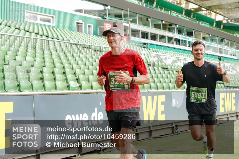 13.09.2026 - 21. swb-Marathon Bremen Michael Burmester http://msf.ph/oto/10459286 13.09.2026 12:54:35 Laufen im Stadion 145, 161, 189, 201, 205, 313, 376, 385, 388, 461, 472, 481, 495, 541, 560, 615, 616, 666, 675, 696, 740, 755, 816, 827, 982, 985, 987, 1053, 1056, 1076, 1197, 1207, 1390, 1419, 1433, 1445, 1468, 1551, 1599, 1631, 1658, 1664, 1704, 1707, 1814, 2055, 2125, 2234, 2251, 2280, 2362, 2383, 2390, 2401, 2422, 2454, 2474, 2499, 2623, 2701, 2733, 2801, 2820, 2824, 2870, 2882, 2913, 2922, 2962, 2971, 2997, 3012, 3054, 3134, 3175, 3206, 3241, 3246, 3346, 3356, 3357, 3413, 3706, 3716, 3836 meine-sportfotos.de
