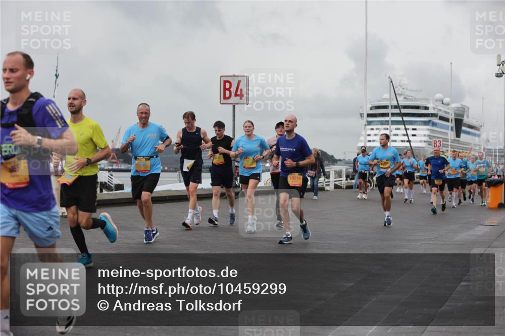 13.09.2026 - Kiel Lauf Andreas Tolksdorf http://msf.ph/oto/10459299 13.09.2026 12:00:19 Kiellinie 4, 10219, 12483, 3 meine-sportfotos.de