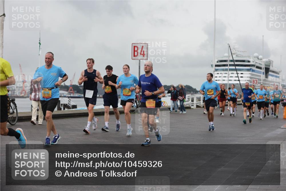 13.09.2026 - Kiel Lauf Andreas Tolksdorf http://msf.ph/oto/10459326 13.09.2026 12:00:20 Kiellinie 10219, 12483, 3 meine-sportfotos.de