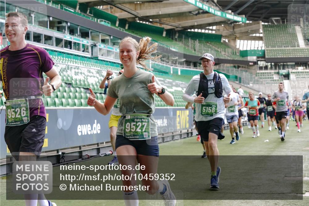 13.09.2026 - 21. swb-Marathon Bremen Michael Burmester http://msf.ph/oto/10459352 13.09.2026 13:11:57 Laufen im Stadion 118, 265, 373, 514, 581, 703, 843, 984, 1113, 1226, 1286, 1334, 1435, 1738, 1849, 1851, 1936, 1952, 1967, 2005, 2248, 2281, 2299, 2330, 2333, 2336, 2353, 2375, 2377, 2398, 2426, 2432, 2443, 2505, 2531, 2589, 2654, 2659, 2669, 2673, 2765, 2784, 2804, 2815, 2819, 2822, 2836, 2850, 2895, 2907, 2963, 2966, 2975, 2976, 3026, 3027, 3079, 3082, 3143, 3155, 3159, 3174, 3207, 3208, 3308, 3328, 3349, 3352, 3370, 3409, 3434, 3470, 3549, 551 meine-sportfotos.de