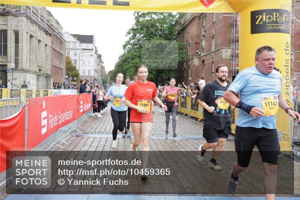 13.09.2026 - Kiel Lauf Yannick Fuchs http://msf.ph/oto/10459365 13.09.2026 09:51:30 Ziel 714, 840, 2483, 3089, 3674, 4615, 4822, 4907, 5731, 5913, 6057, 6363, 6648, 8097, 8150, 11143, 11233, 11494, 11552, 11852, 11997, 12107, 232, 249, 468, 764, 940, 956, 1373, 1776, 1949, 2056, 2466, 2777, 3723, 4217, 5445, 6009, 6115, 6118, 6138, 6794, 6923, 7528, 9551, 10626, 11047, 11141, 12103, 12727, 12834, 1309, 1967, 1999, 2002, 5595, 6188, 7302, 7622, 9829, 9833, 11173, 468, 763, 1373, 1949, 5235, 6138, 6336, 6647, 6829, 6893, 7449, 9551, 11652 meine-sportfotos.de
