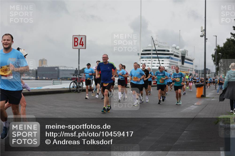 13.09.2026 - Kiel Lauf Andreas Tolksdorf http://msf.ph/oto/10459417 13.09.2026 12:00:24 Kiellinie 12483, 000, 4, 3 meine-sportfotos.de