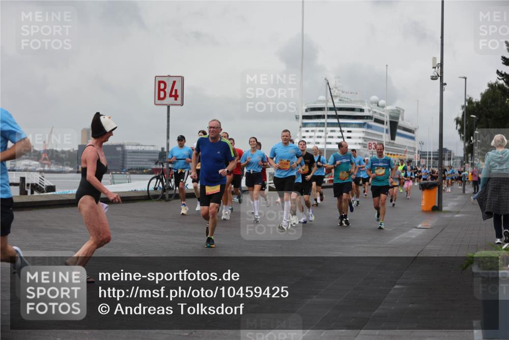 13.09.2026 - Kiel Lauf Andreas Tolksdorf http://msf.ph/oto/10459425 13.09.2026 12:00:24 Kiellinie 4, 3 meine-sportfotos.de