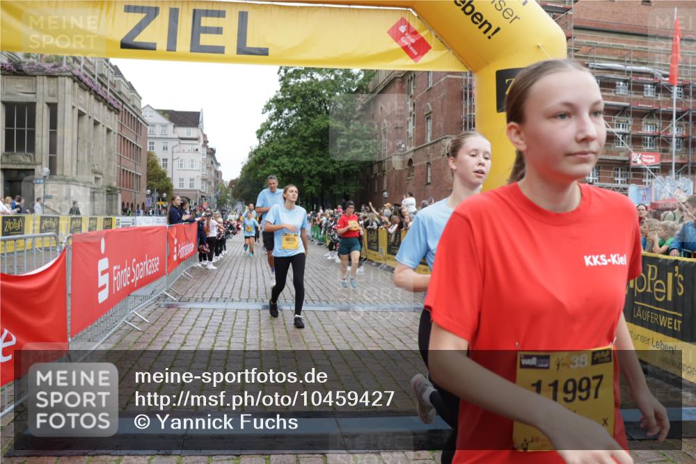 13.09.2026 - Kiel Lauf Yannick Fuchs http://msf.ph/oto/10459427 13.09.2026 09:51:31 Ziel 714, 840, 2483, 3089, 3674, 4615, 4822, 4907, 5595, 5731, 5913, 6057, 6363, 6648, 8097, 8150, 11143, 11233, 11494, 11552, 11852, 11997, 12107, 232, 249, 468, 764, 940, 956, 1373, 1776, 2056, 2466, 2777, 3723, 4217, 5445, 5731, 6009, 6115, 6118, 6794, 6923, 7528, 9551, 10626, 11047, 11141, 11852, 12103, 12727, 12834, 803, 1309, 1967, 1999, 2002, 6188, 7007, 7302, 7622, 9829, 9833, 11173, 11834, 468, 763, 764, 1373, 1949, 3723, 5235, 6138, 6336, 6647, 6829, 6893, 7449, 9551 meine-sportfotos.de