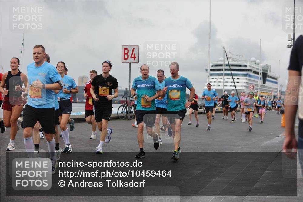 13.09.2026 - Kiel Lauf Andreas Tolksdorf http://msf.ph/oto/10459464 13.09.2026 12:00:28 Kiellinie 11498, 7272, 4, 3 meine-sportfotos.de