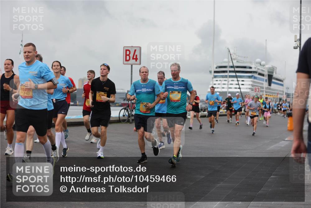 13.09.2026 - Kiel Lauf Andreas Tolksdorf http://msf.ph/oto/10459466 13.09.2026 12:00:28 Kiellinie 4, 11498, 7372, 3 meine-sportfotos.de
