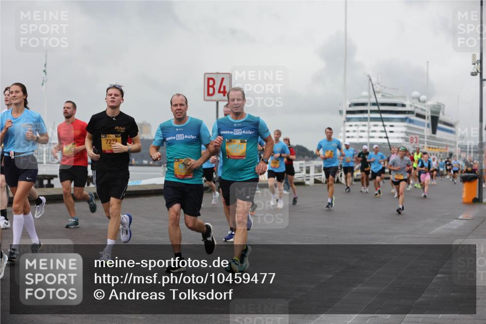 13.09.2026 - Kiel Lauf Andreas Tolksdorf http://msf.ph/oto/10459477 13.09.2026 12:00:29 Kiellinie 4, 39, 7272, 3 meine-sportfotos.de